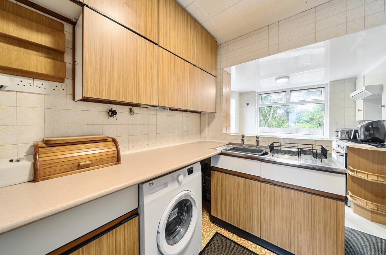 Denver Road, Fforestfach, Swansea, SA5 4DA
